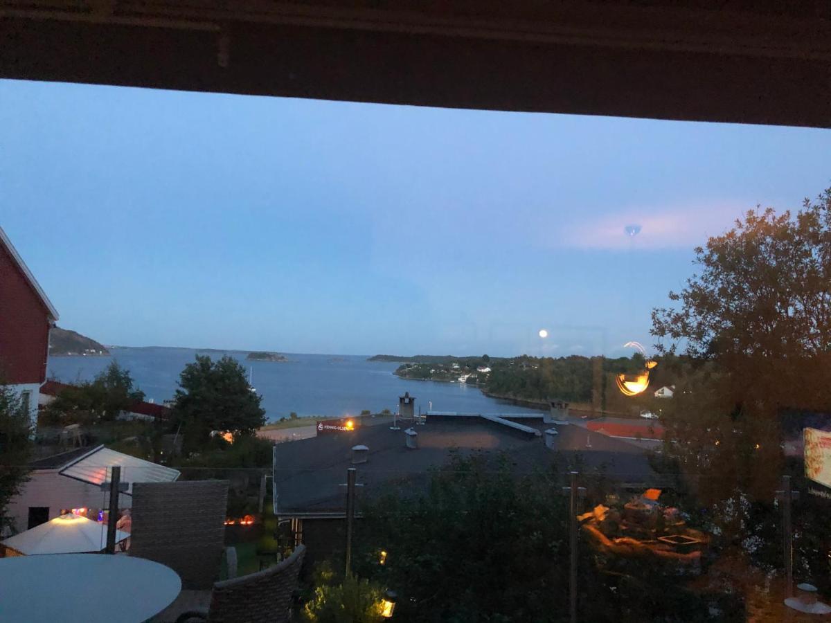 Aid Og Svein' S Sentrumsnaere Panorama Hjem Lägenhet Kristiansand Exteriör bild